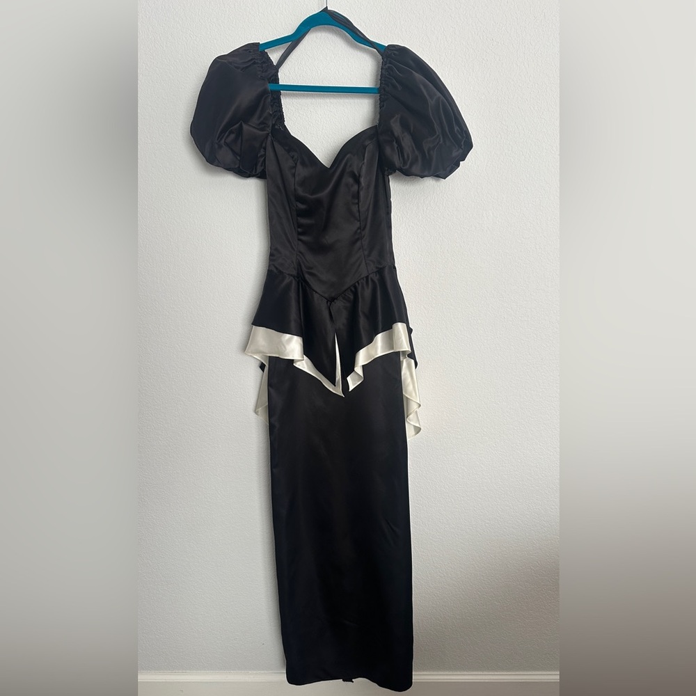 VINTAGE beautiful bridal originals black and white gown  4